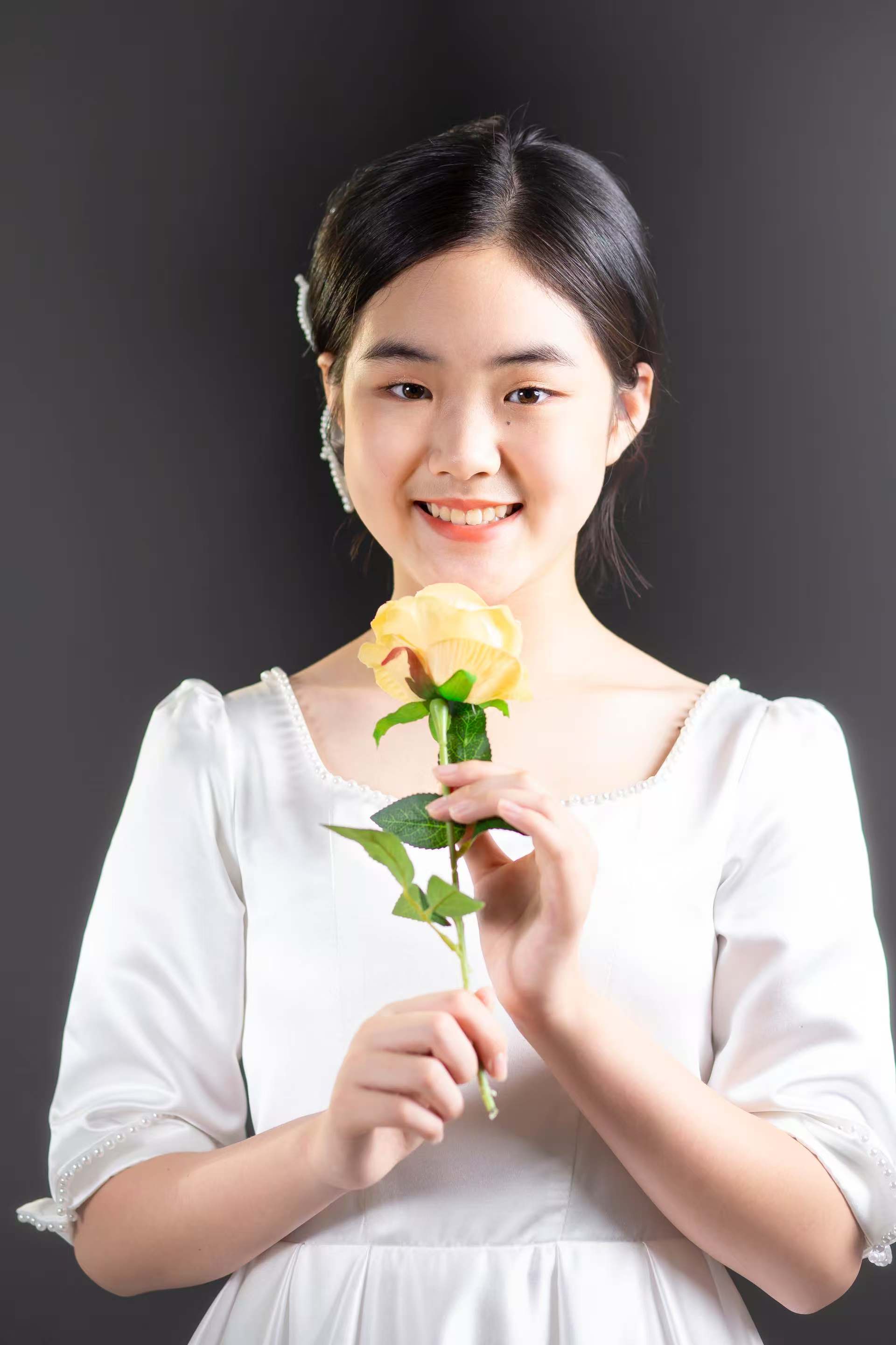 Qianduo Huang