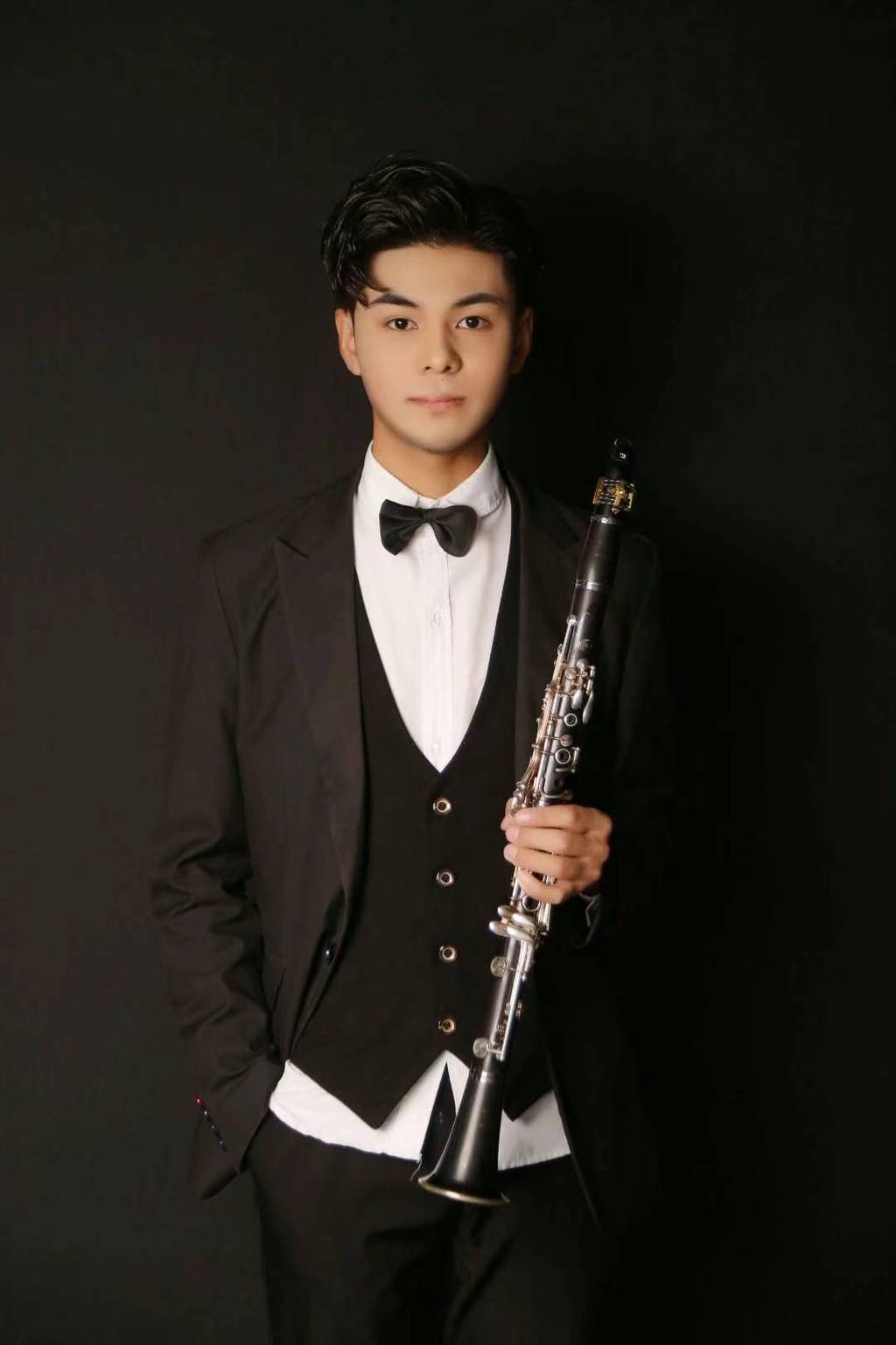 Yitong Lu